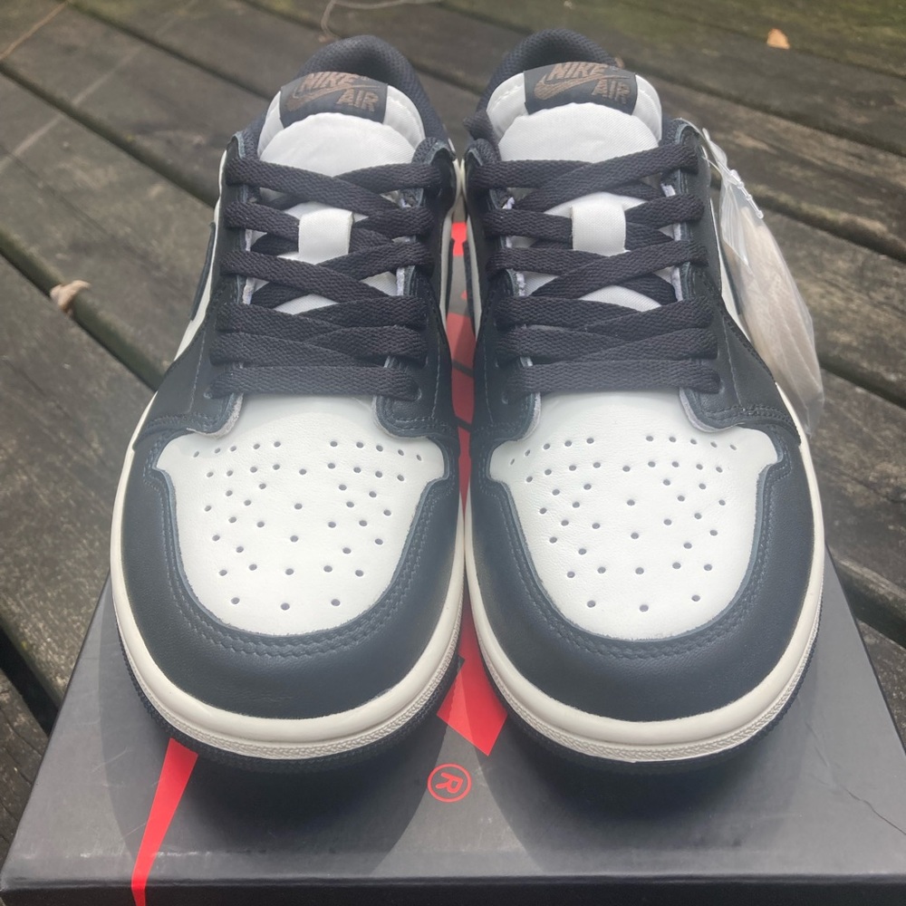 Nike Air Jordan I 1 Low OG “Dark Mocha” Sz 9